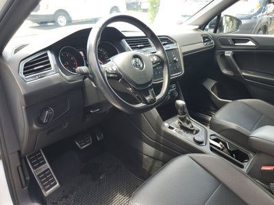 2021 Volkswagen Tiguan 2.0T SE R-Line Black