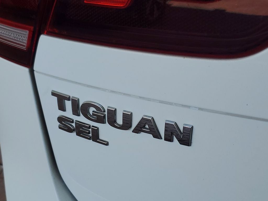 2019 Volkswagen Tiguan 2.0T SEL R-Line
