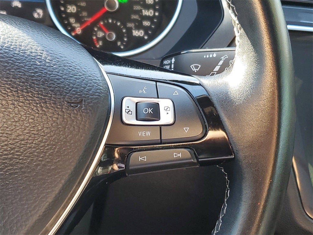 2021 Volkswagen Tiguan 2.0T SE R-Line Black PANOROOF