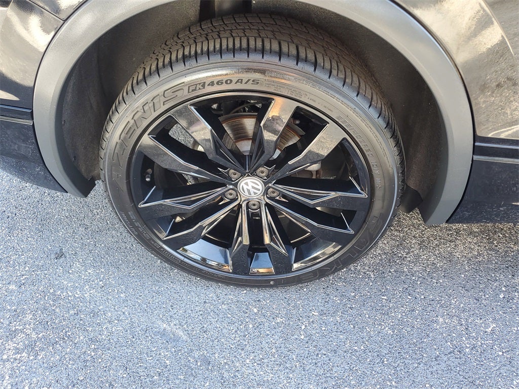 2021 Volkswagen Tiguan 2.0T SE R-Line Black PANOROOF