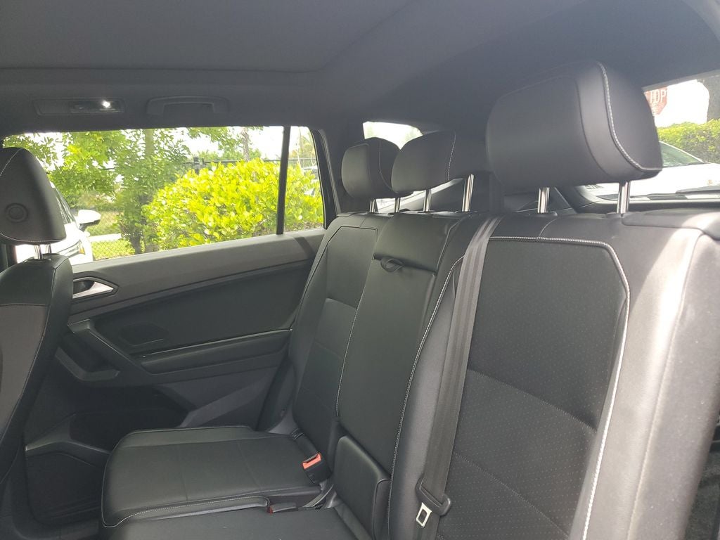 2021 Volkswagen Tiguan 2.0T SE R-Line Black