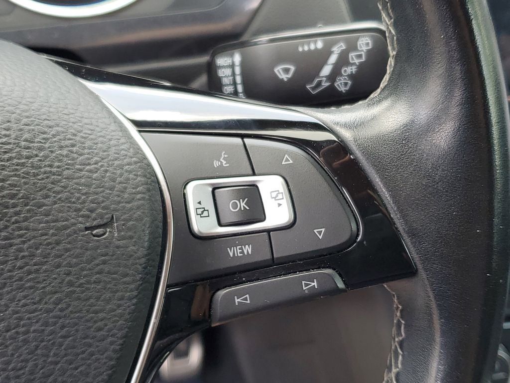 2021 Volkswagen Tiguan 2.0T SE R-Line Black