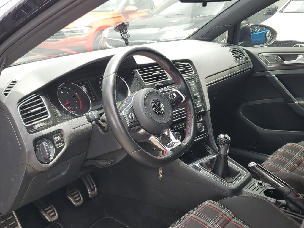 2018 Volkswagen Golf GTI 2.0T S