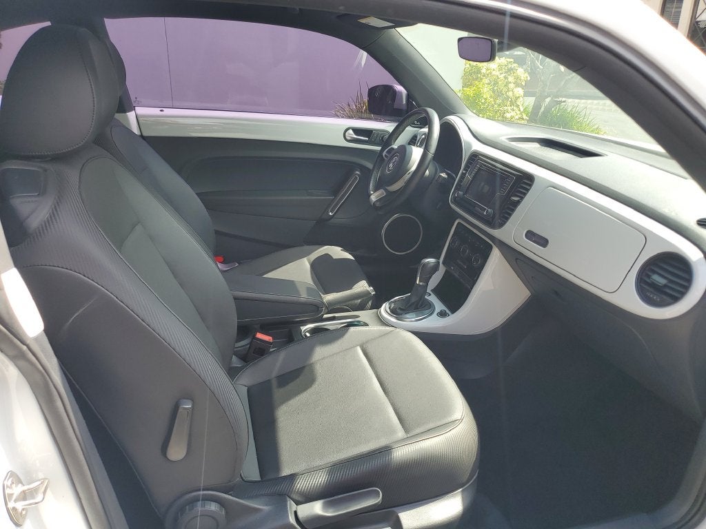 2018 Volkswagen Beetle 2.0T SE
