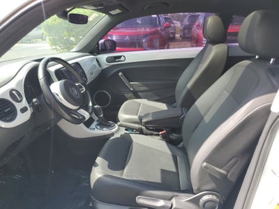 2018 Volkswagen Beetle 2.0T SE