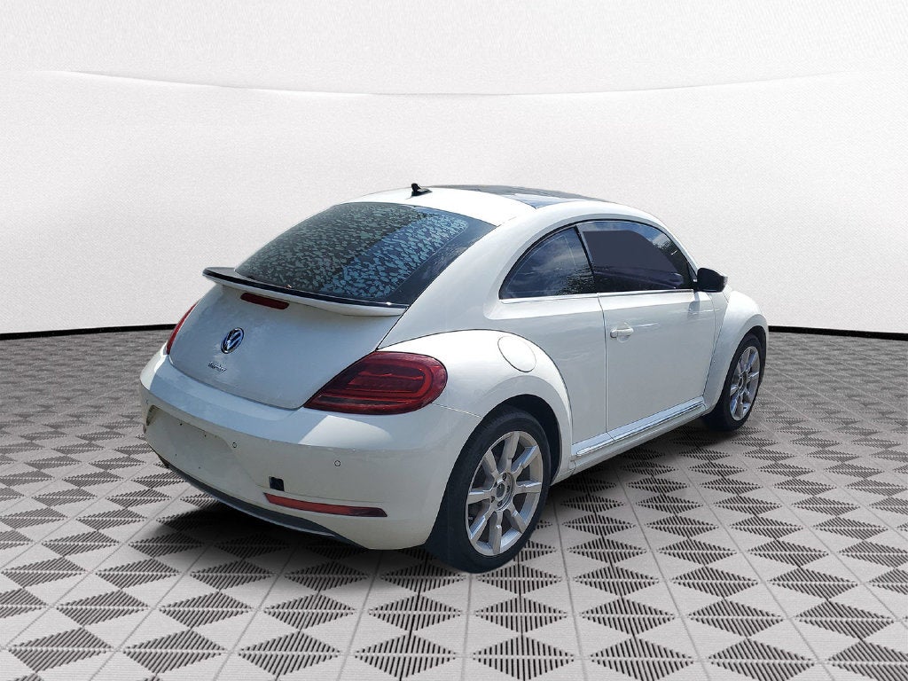 2018 Volkswagen Beetle 2.0T SE