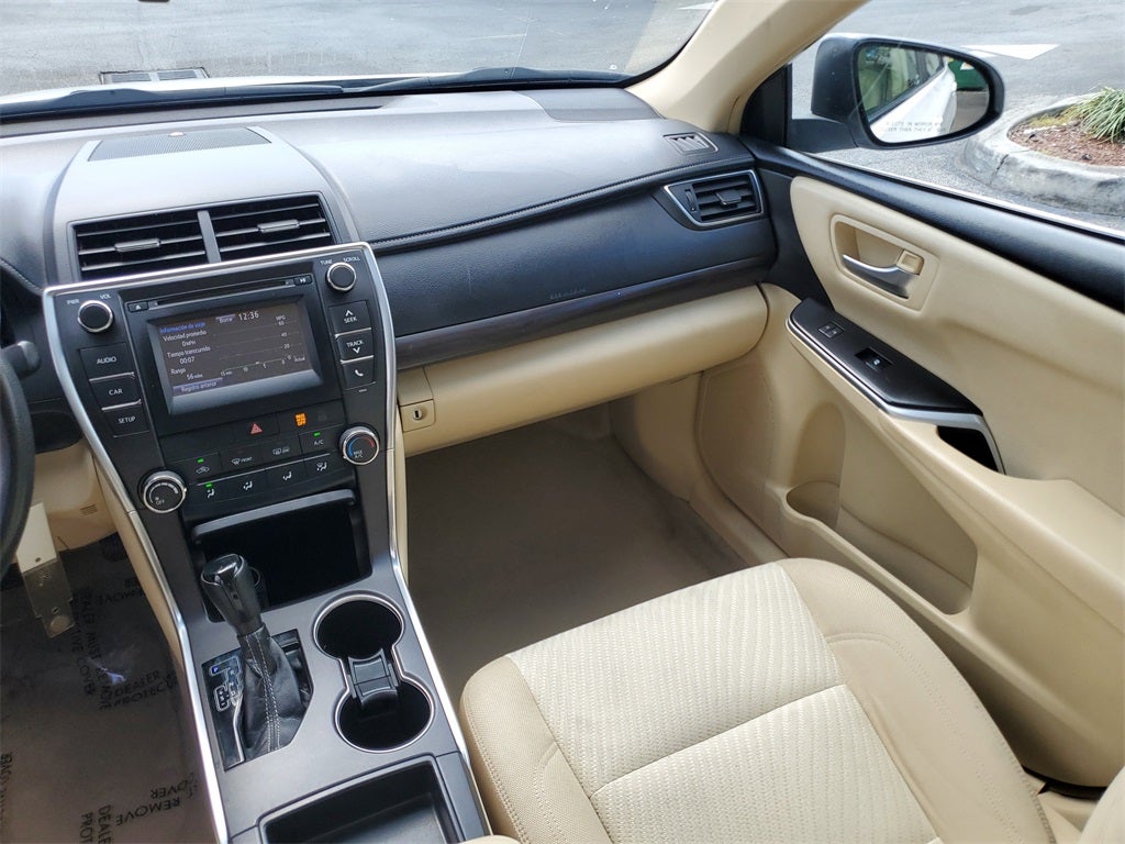 2017 Toyota Camry SE