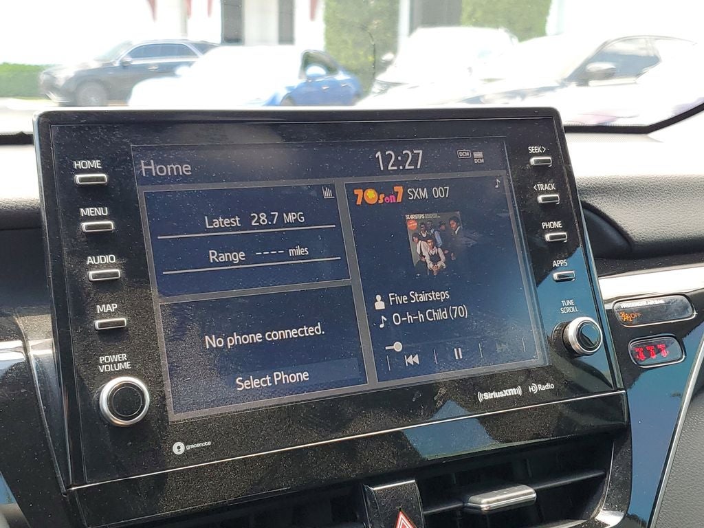 2022 Toyota Camry SE