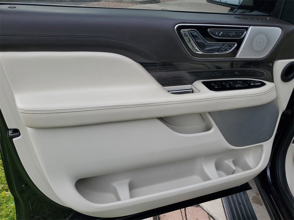 2021 Lincoln Navigator Black Label MASSAGE SEATS- PANOROOF