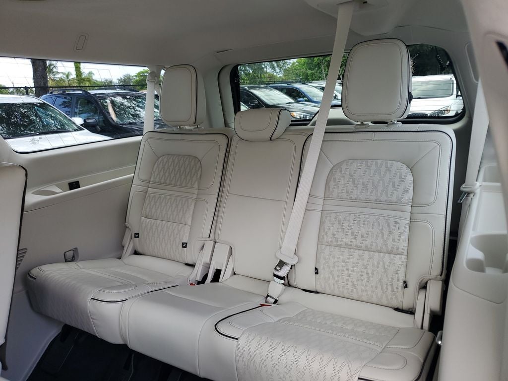 2021 Lincoln Navigator L Black Label