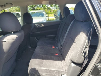 2015 Nissan Pathfinder S