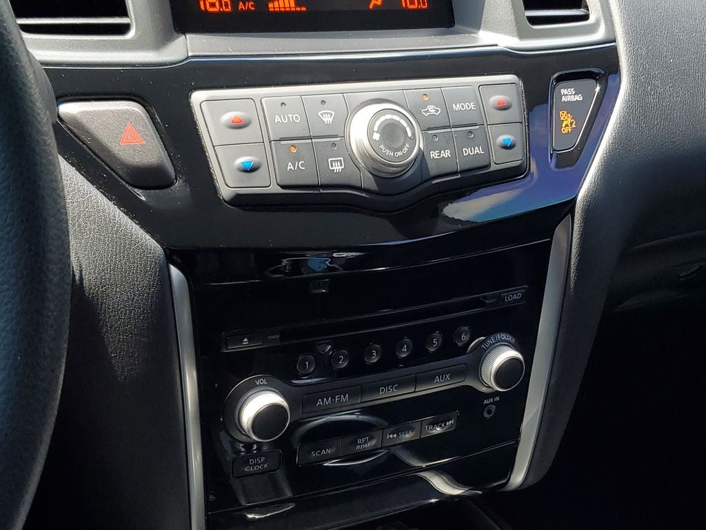 2015 Nissan Pathfinder S