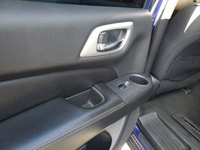 2020 Nissan Pathfinder SV