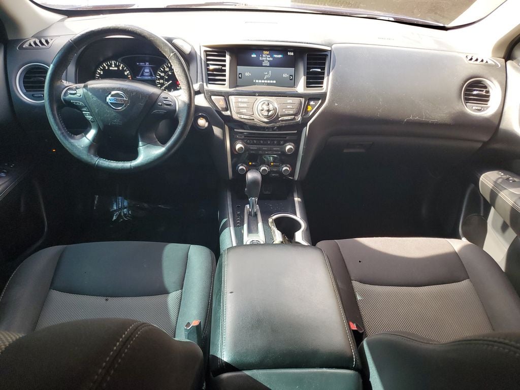 2020 Nissan Pathfinder SV
