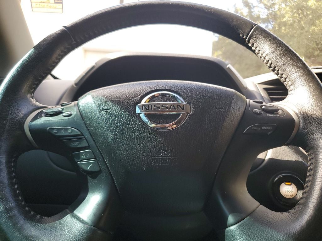 2020 Nissan Pathfinder SV