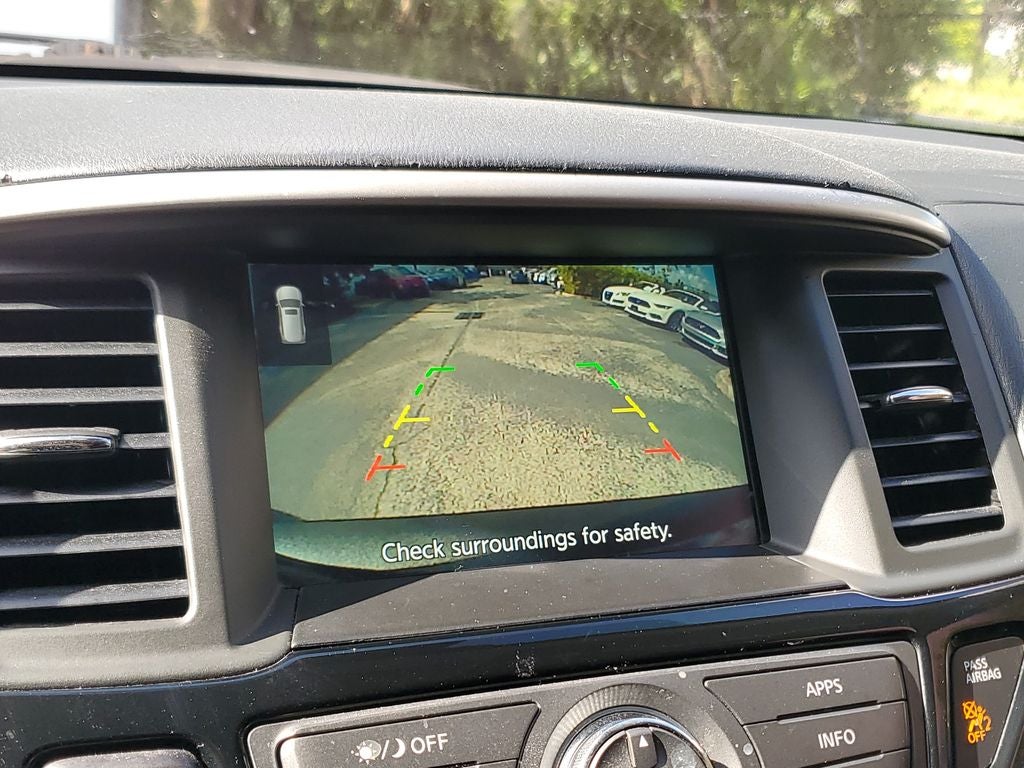 2020 Nissan Pathfinder SV