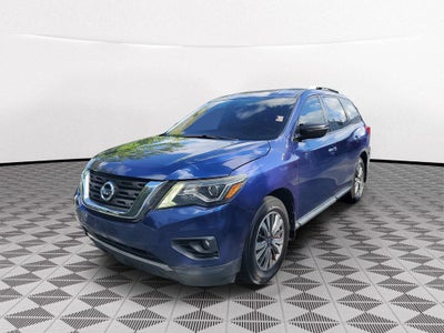 2020 Nissan Pathfinder SV
