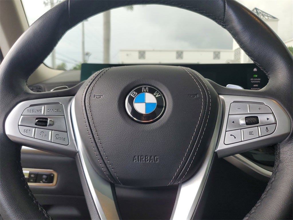 2023 BMW X7 xDrive40i