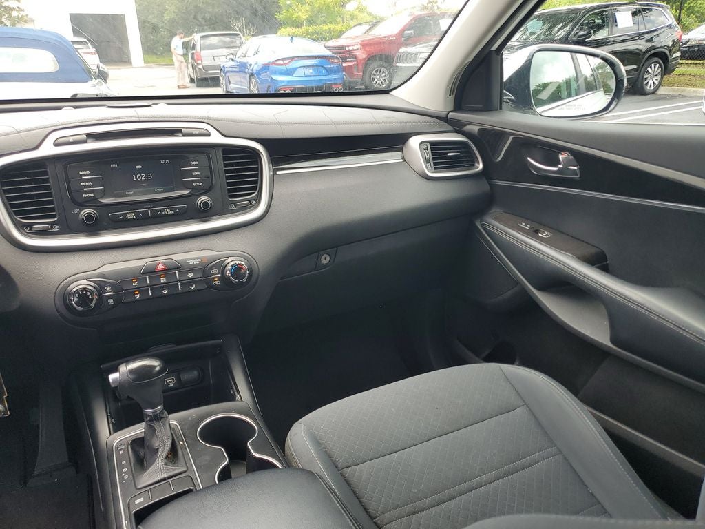 2017 Kia Sorento LX