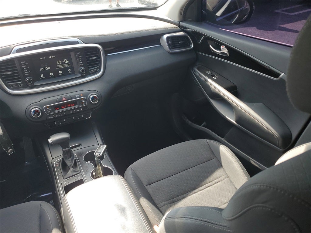 2019 Kia Sorento S