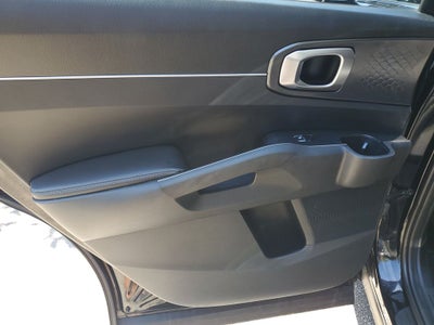2022 Kia Sorento LX