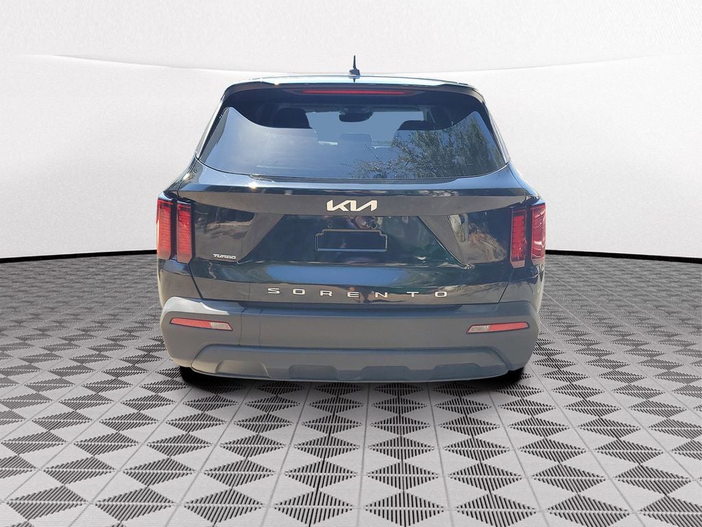 2022 Kia Sorento LX