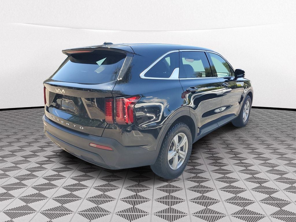 2022 Kia Sorento LX