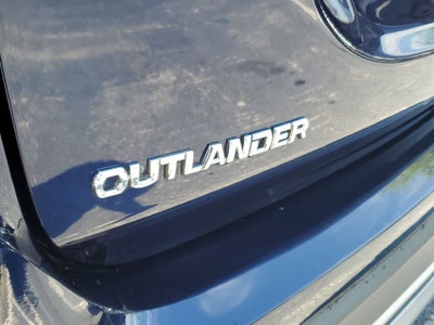 2020 Mitsubishi Outlander ES