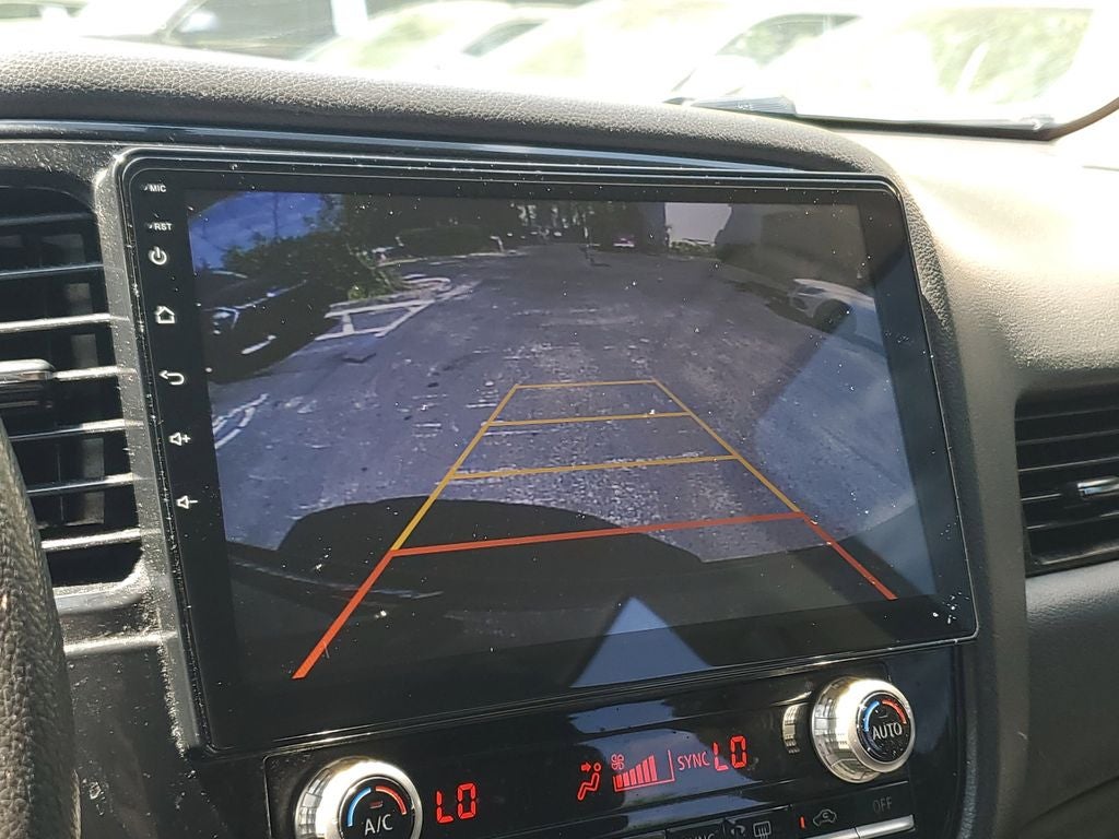 2020 Mitsubishi Outlander ES