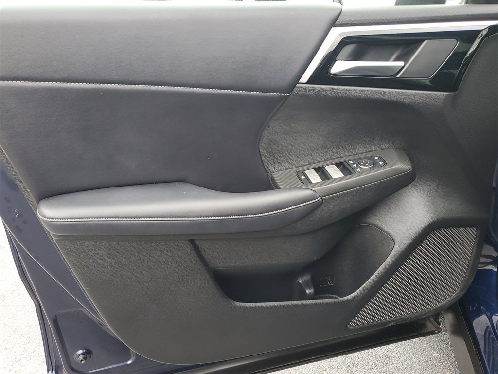 2023 Mitsubishi Outlander SE Special Edition