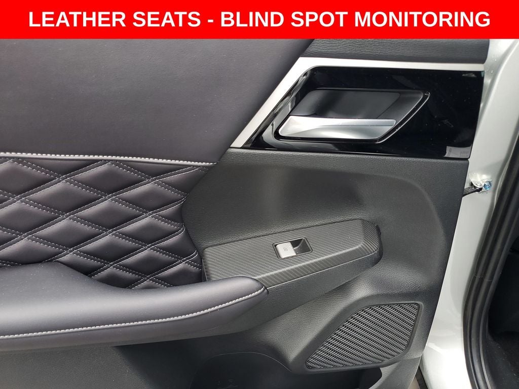 2023 Mitsubishi Outlander SEL