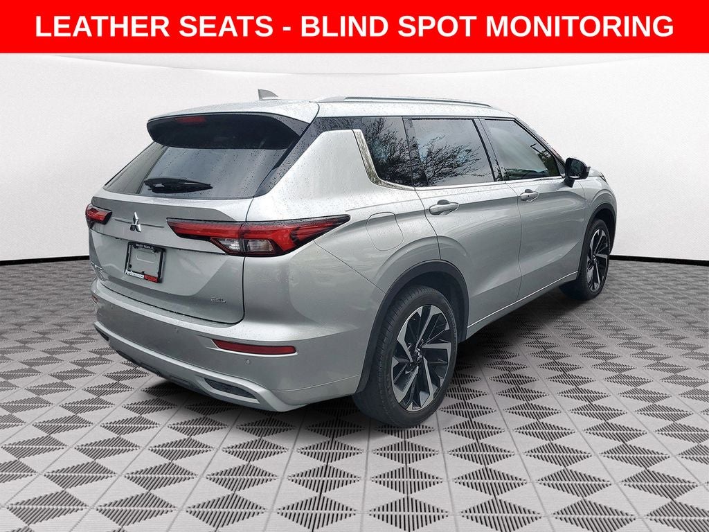 2023 Mitsubishi Outlander SEL