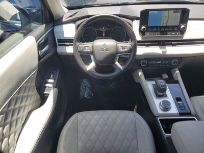 2022 Mitsubishi Outlander SEL