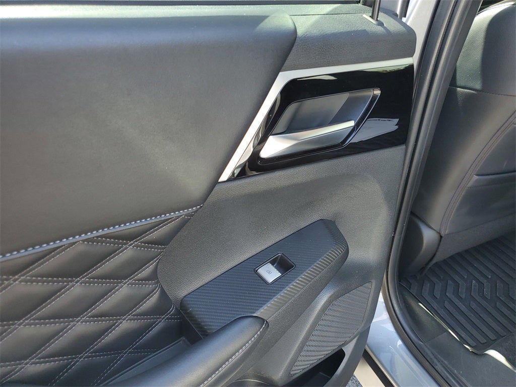 2022 Mitsubishi Outlander SEL