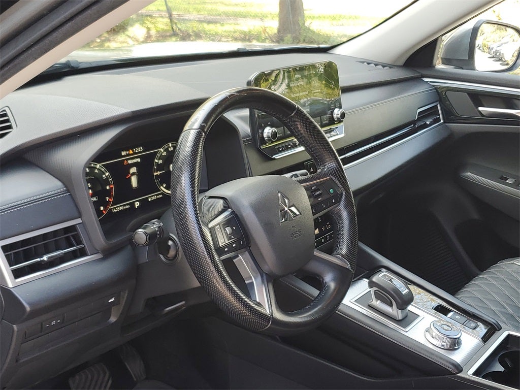 2022 Mitsubishi Outlander SEL