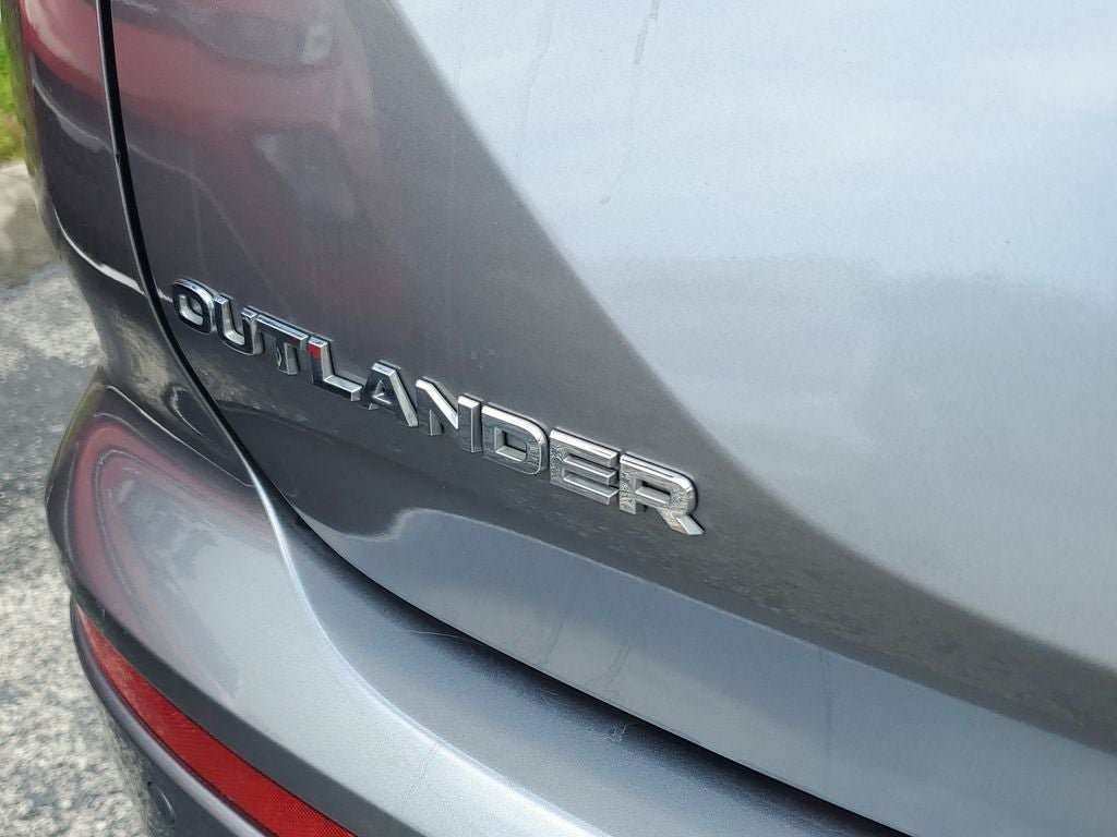 2022 Mitsubishi Outlander SEL