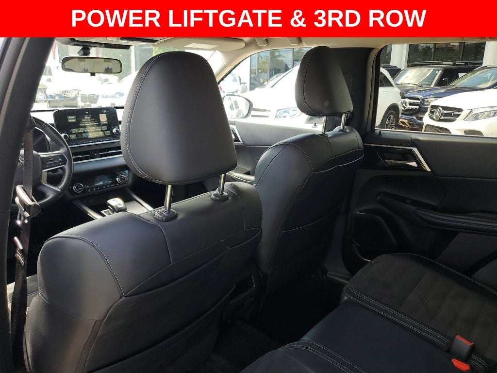 2024 Mitsubishi Outlander Base