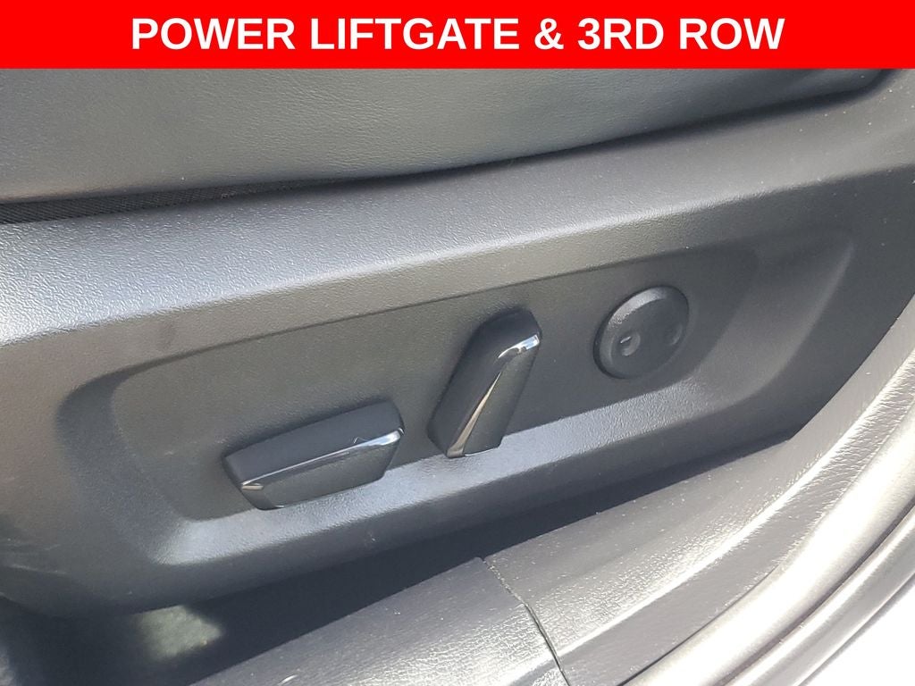 2024 Mitsubishi Outlander Base