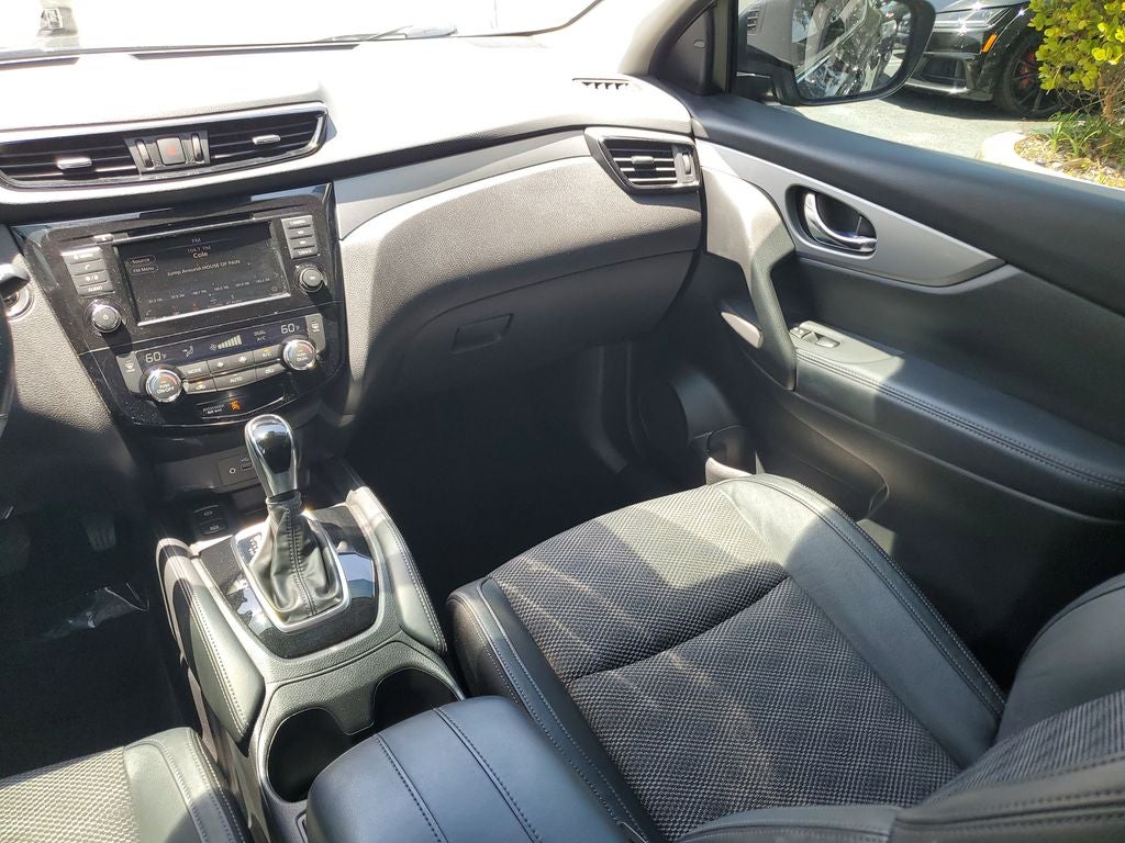 2020 Nissan Rogue Sport SV