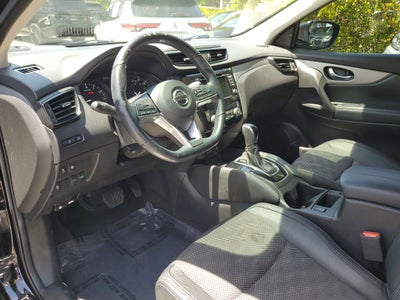 2020 Nissan Rogue Sport SV