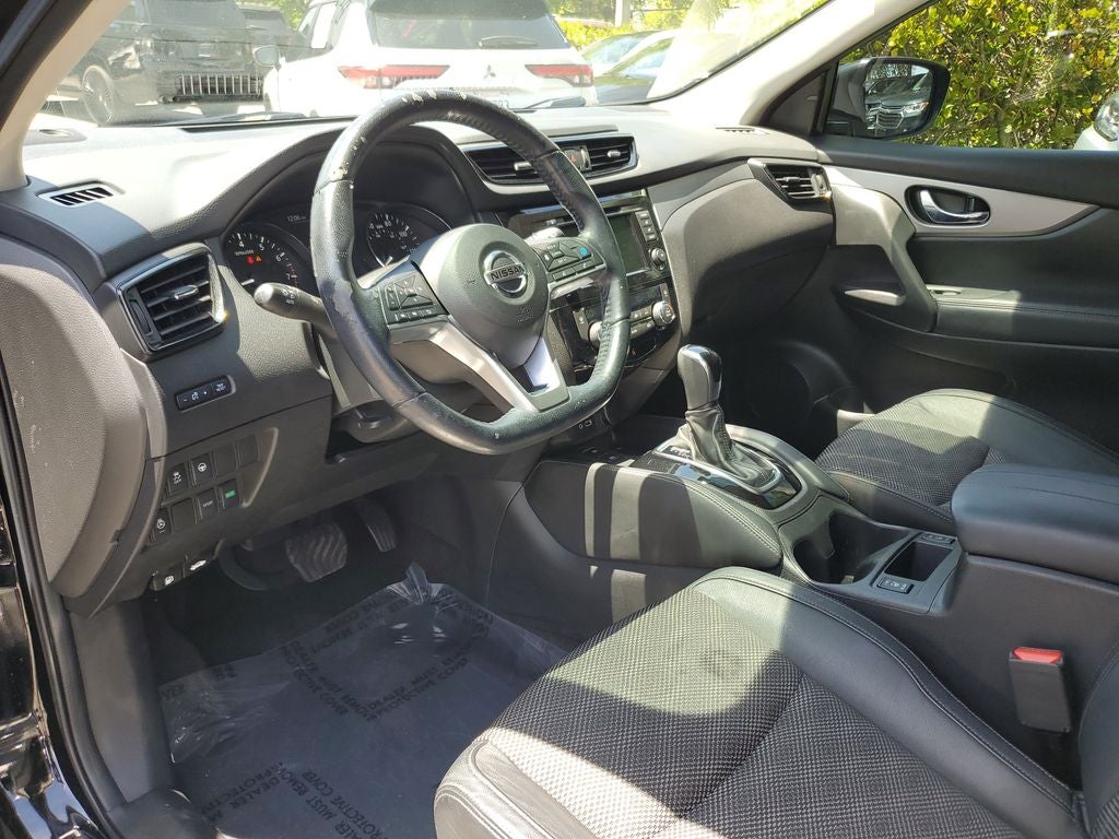 2020 Nissan Rogue Sport SV