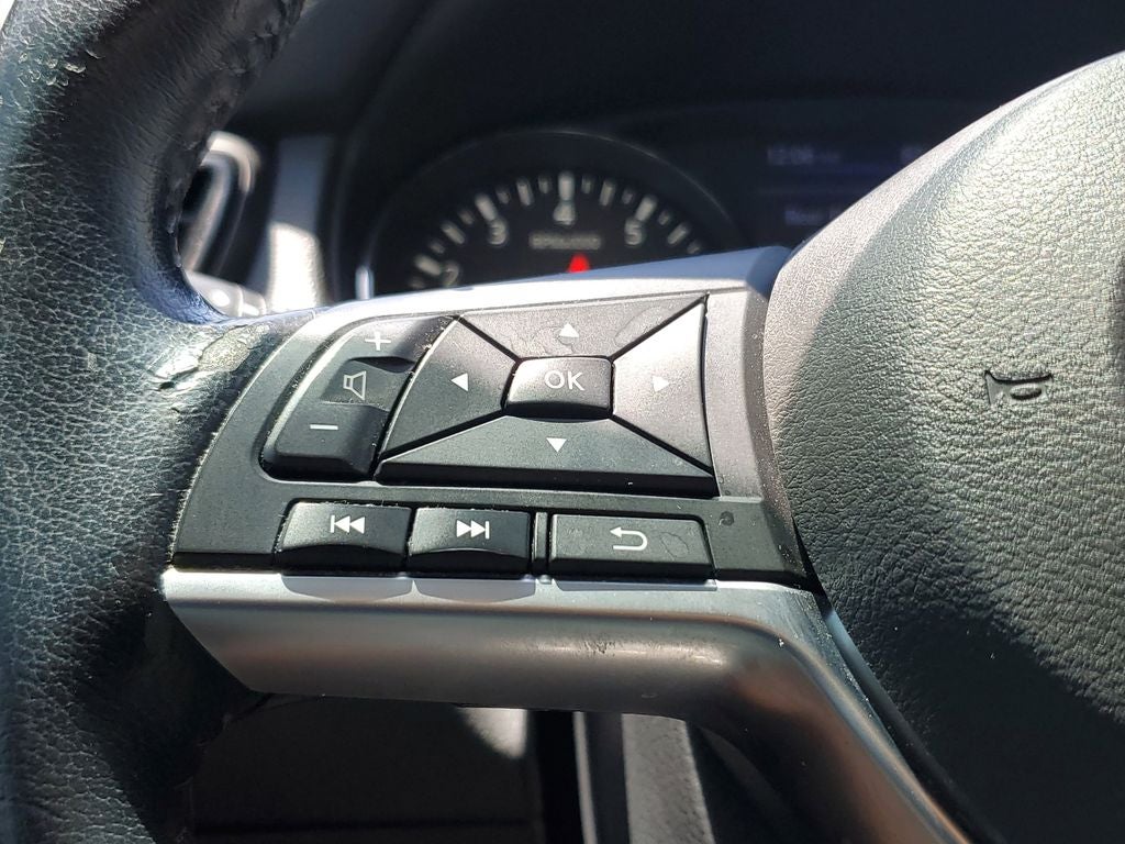 2020 Nissan Rogue Sport SV