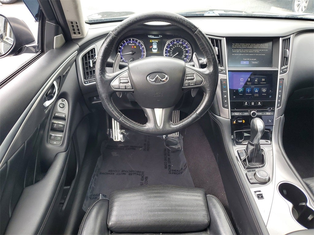 2017 INFINITI Q50 Sport SUNROOF