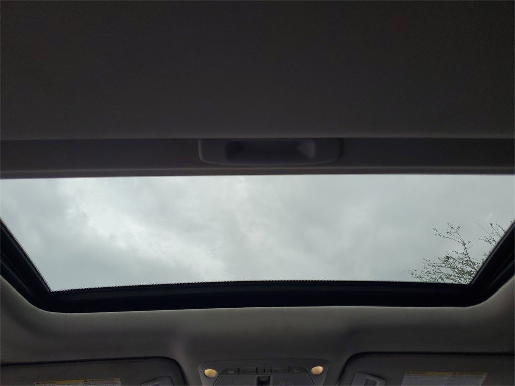 2017 INFINITI Q50 Sport SUNROOF