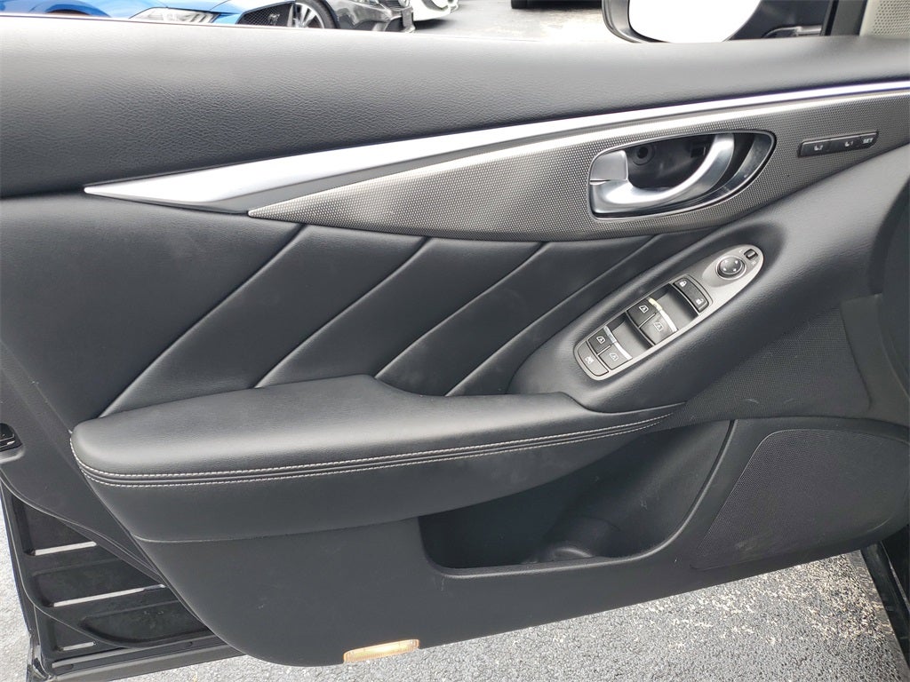 2017 INFINITI Q50 Sport SUNROOF