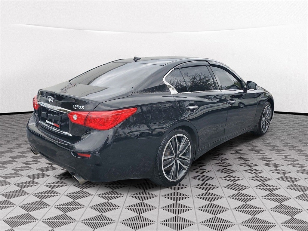 2017 INFINITI Q50 Sport SUNROOF