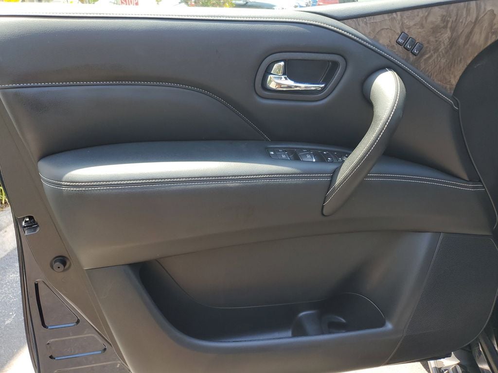 2021 INFINITI QX80 Premium Select