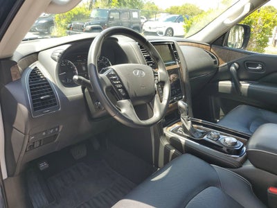 2021 INFINITI QX80 Premium Select