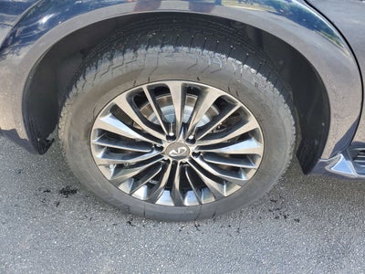 2021 INFINITI QX80 Premium Select