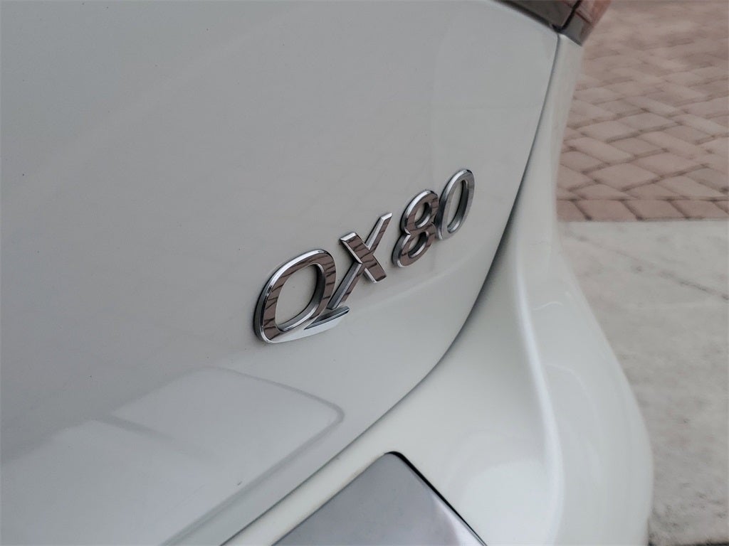 2017 INFINITI QX80 Base SUNROOF